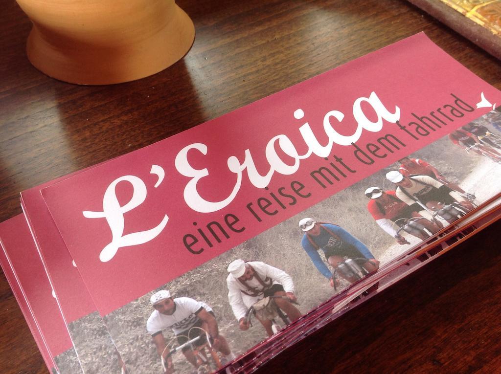 Podere Fornaci Asciano Luaran gambar