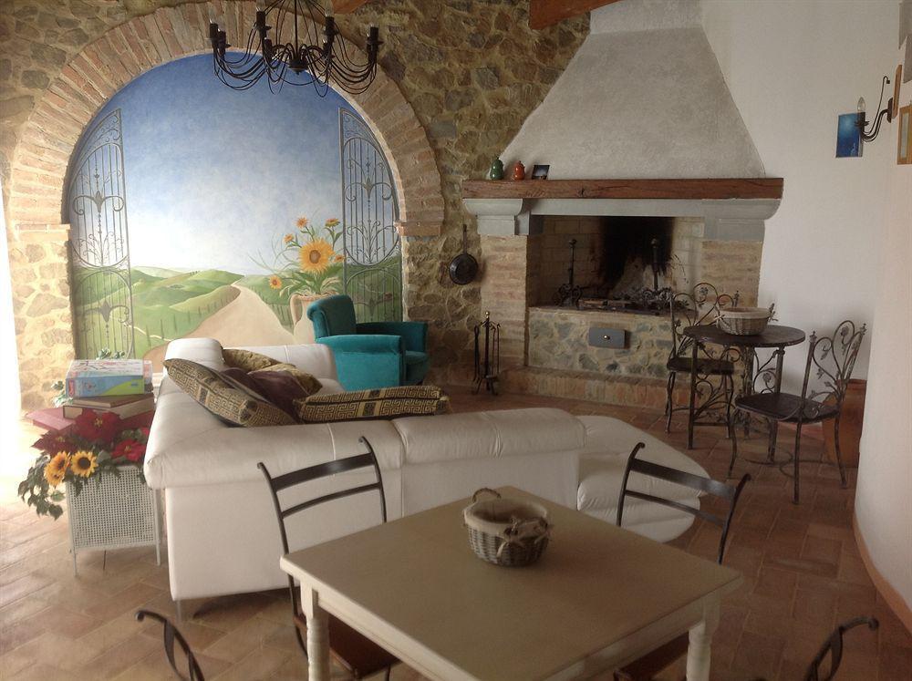 Podere Fornaci Asciano Luaran gambar