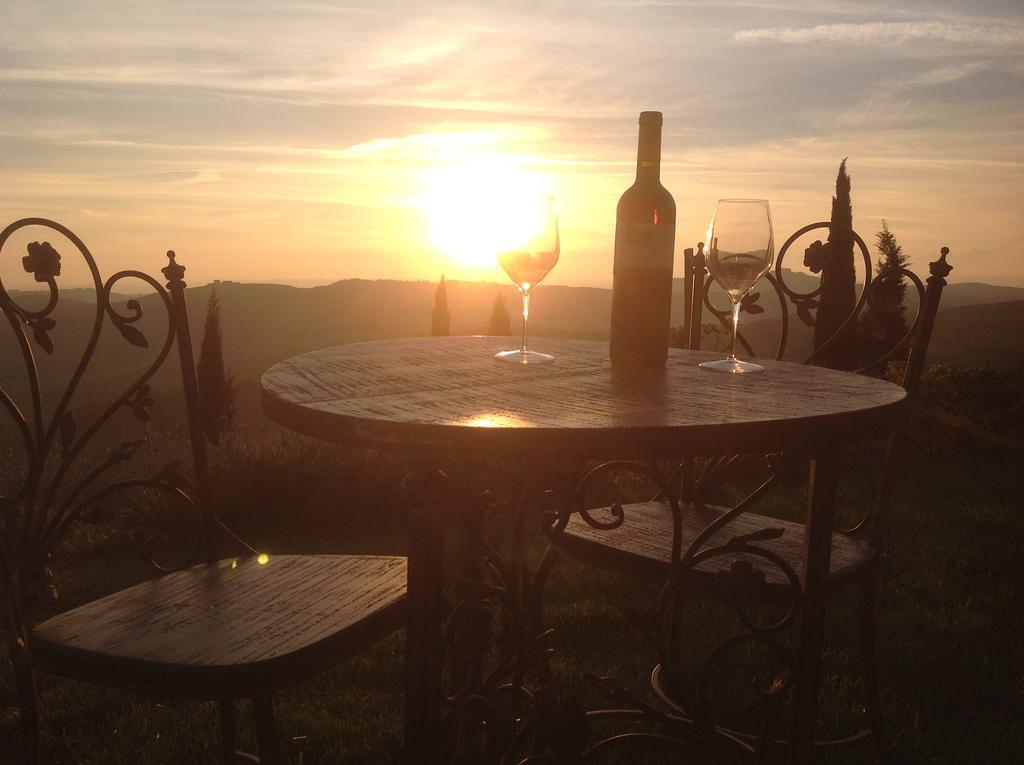 Podere Fornaci Asciano Luaran gambar